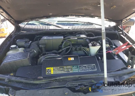 2002 Ford Explorer Xls z USA, uszkodzony, nr VIN 1FMDU72K22ZC48368